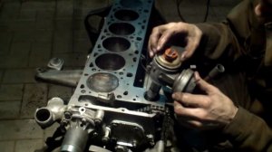 Двигатель Мерседес М 110 ,установка на Мерседес 123.