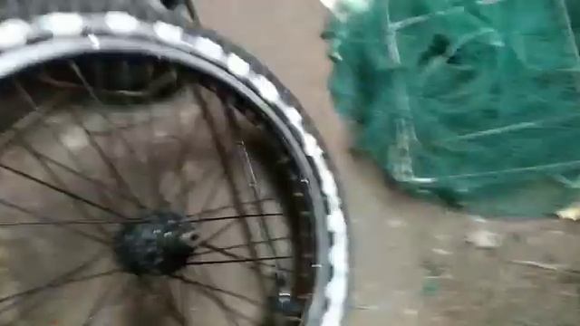 Берём это суём в вот это///how-to #2 одевоем покру на колесо смотреть онлайн