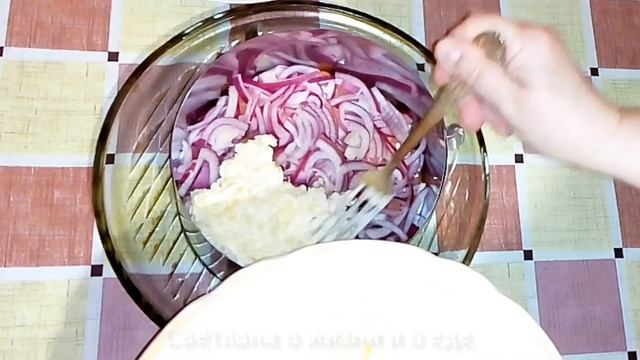 Салат с слабосолёной форелью