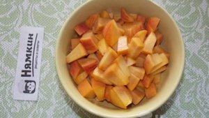 Варенье из замороженной клубники с персиком на зиму