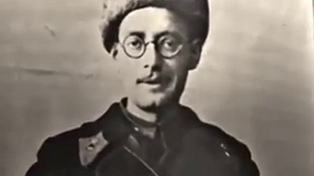 Андрей МЯГКОВ и Анастасия ВОЗНЕСЕНСКАЯ, молодые и уже навсегда влюблённые друг в друга