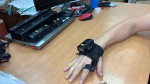 Сканер - перчатка с креплением на кисть руки от Voiceman.