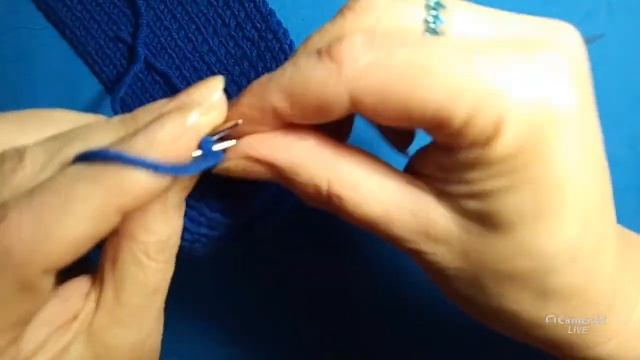 Повязка на голову вязаная #вязаниеспицами смотреть онлайн