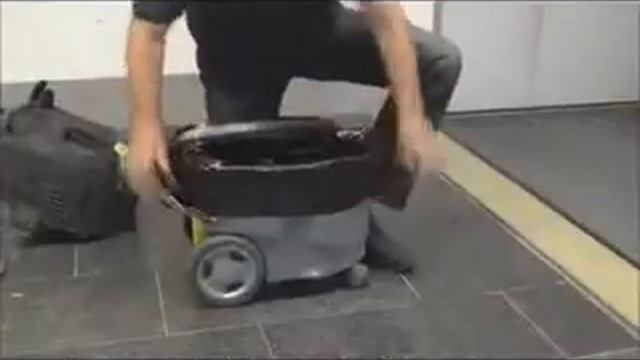 Karcher NT 35/1 Tact пластиковые мешки в пылесосе Керхер смотреть онлайн