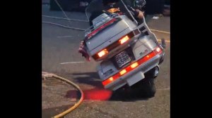 Honda Goldwing 1500 GYMKHANA on closed course