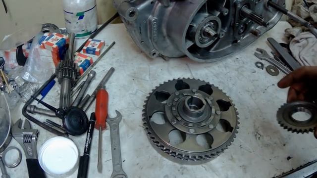 Поршень "Ростов", КВ СССР,китайская корзина... ЧТО ПОЛУЧИЛОСЬ ?? - ИЖ не сможет ЖЕЧЬ резину... (( смотреть онлайн