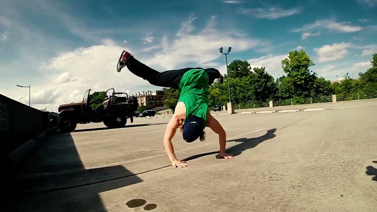 Финальная работа по курсу Видео Монтажа от Skillbox. Сдана на отлично смотреть онлайн