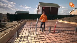 Завели коммуникации в плиту фундамента дома Сумароково в Заокском районе
