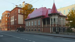 ?? Санкт-Петербург. Осенняя Петроградская сторона. От Большого к Малому.