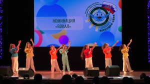 Зажги миллионы огней (вокальная студия папины Дети)