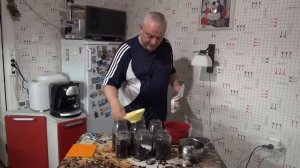 Ему не дожить до весны, компот из черноплодной рябины)))