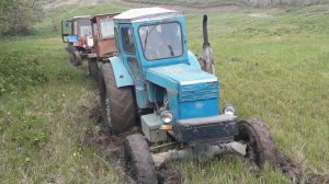 #MTЗ 1221, #T25 и #Т16 застрял в грязи.#Т40 пришел на помошь??.