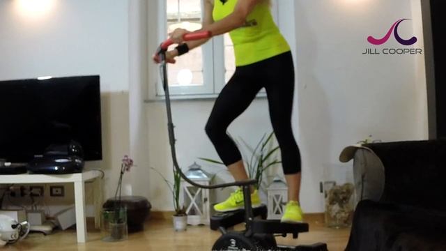 Total Body 8 min - Basso impatto con Twist n Step