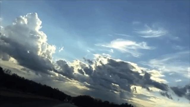 Как сделать чтобы на фото двигались облака