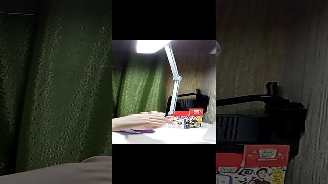Амелия делает обзор на  бокс А4