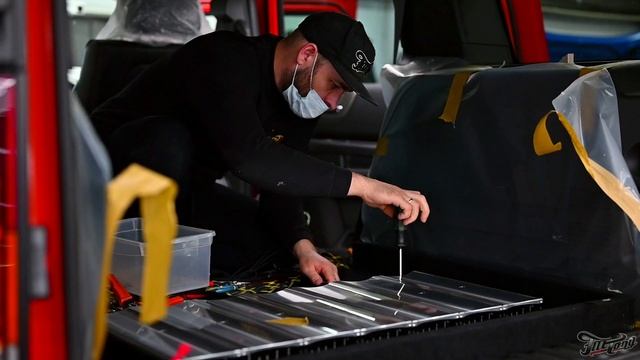 Hummer H2. Постройка акустической системы. Установка сабвуфера / Хаммер установка звука и шумки!