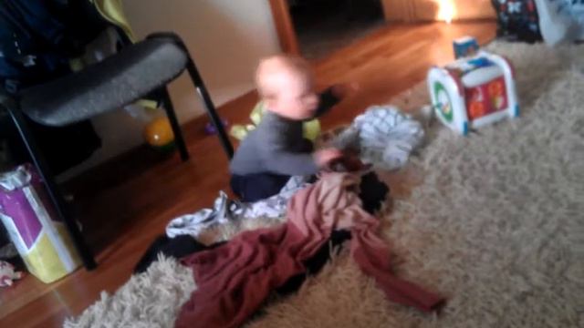 Навел маме порядок. 10,5 месяцев смотреть онлайн