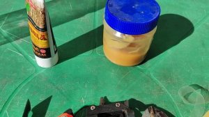 Инструмент для прививки плодовых деревьев. Полезен для начинающих.