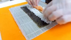 Как приготовить Мини роллы с лососем / Кичкина ролл тайёрлаш