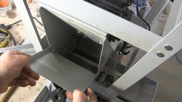 Улучшение стружкоудаления на станке WARRIOR WO 108. How to improve chip removal смотреть онлайн