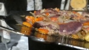 любимое блюдо моей МАМЫ приготовил в сковороде САДЖ на костре