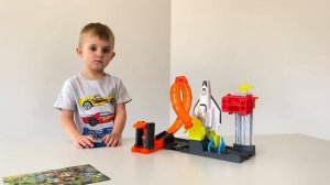 HOT WHEELS Toxic Хот Вилс Атака Змеи и Стегозавра + Запуск Ракеты