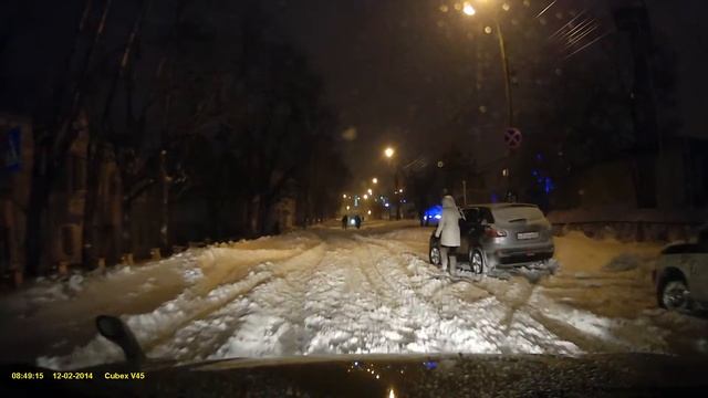 Видео регистратор Neoline Cubex V45 видео обзор, тест, зима,ночь смотреть онлайн