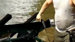 Подъем Вельбот-37 на самосвальный прицеп Водник