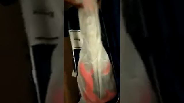 Ibanez RG550 RD Unboxing at Sound of Music Store!!!! смотреть онлайн