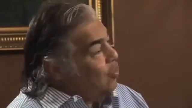Аарон Руссо, цель освобождения женщин, со слов Николоса Рокфеллера