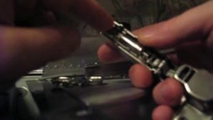 Петля с доводчиком 2