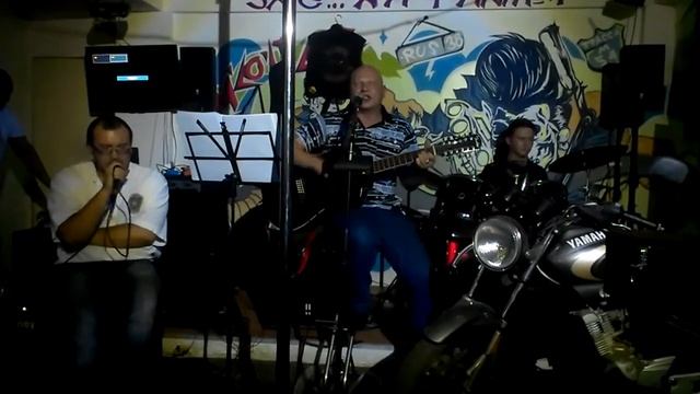 Так БАЙКЕРЫ Иркутска отмечают ДЕНЬ РОЖДЕНИЯ МОТОЦИКЛА в баре (МОТОР) смотреть онлайн