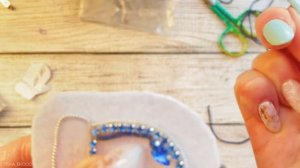 Брошь «Варежка» из бисера своими руками | mitten brooch DIY