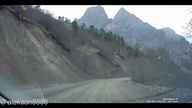 Дорога горной Ингушетии : Гули - Башня Кели - Башенный город Эгикхал смотреть онлайн