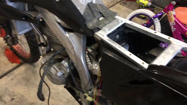 XR400AF Build part 16.a смотреть онлайн