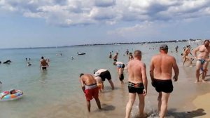 Пляж Лазурный Берег в Евпатории | Как добраться, и что надо знать