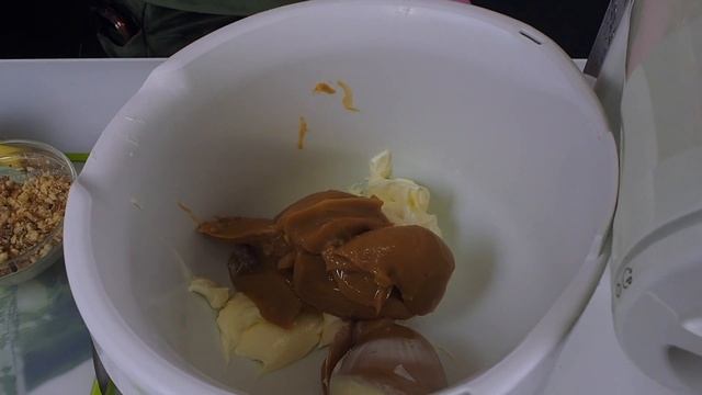 Торт с вареной сгущенкой и бананом.  #торт #десерт #рецепт