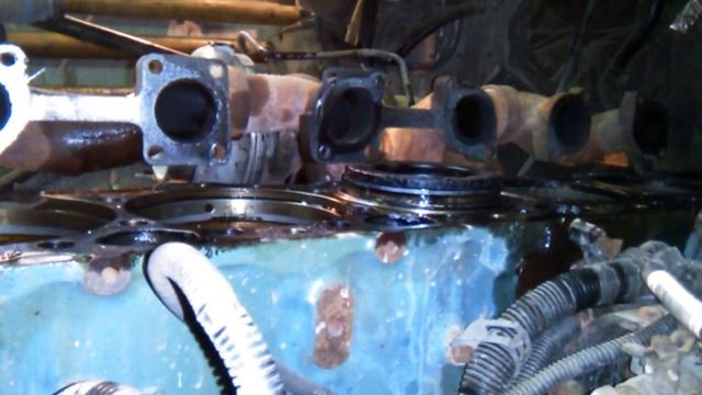 снятие гильзы детройт 14 литров ЕГР