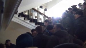 Лучшие кадры захвата луганской ОГА 9 марта 2014.mp4