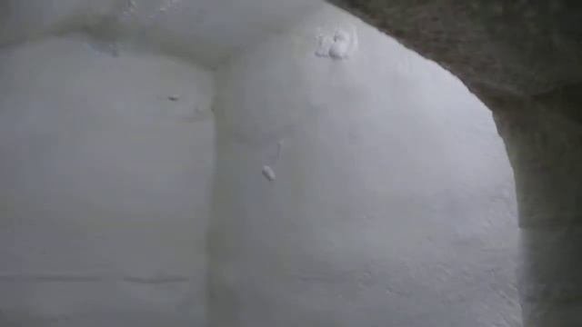 Теплоизоляция методом напыления пенополиуретана.
