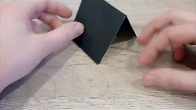 ПОДСТАВКА ДЛЯ ТЕЛЕФОНА своими руками / Подставка для смартфона из КОРОБКИ DVD ДИСКОВ