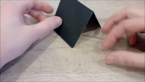 ПОДСТАВКА ДЛЯ ТЕЛЕФОНА своими руками / Подставка для смартфона из КОРОБКИ DVD ДИСКОВ