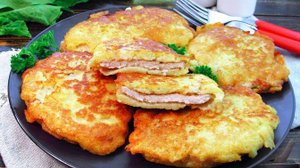 Мясо в гарнире.
СВИНЫЕ ОТБИВНЫЕ В КАРТОФЕЛЬНОМ КЛЯРЕ