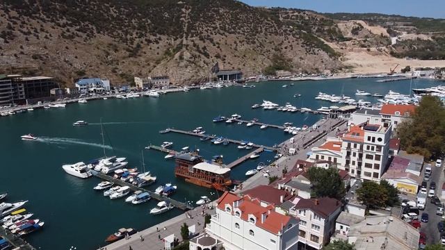 Какие места посетить в Балаклаве? смотреть онлайн