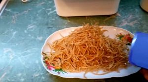 Спагетти из гречневой муки на Паста-машина Philips HR2355/09