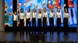 Вокальный ансамбль «Камертон», рук. Шкилёва А.Н., конц. Сикорская М.Н. – Х. Биби «Hats»