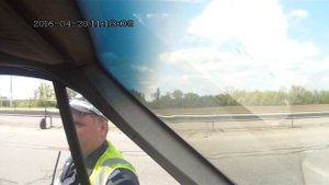 На весовом комплексе остановили гружёную "Газель" ,чтоб узнать цену на газ метан .