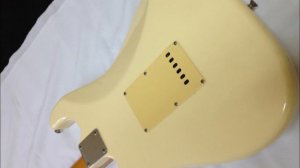 Fender Japan ST62 VWH Kserial