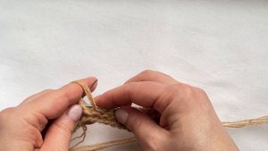 Платочная вязка по кругу без ступеньки