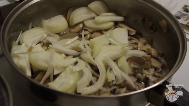 Рецепт вкусного горячего бутерброда в микроволновке. Сыр, лук, грибы.
